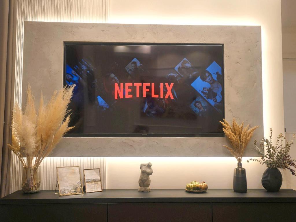 Premium Simfonija Apartment - 4