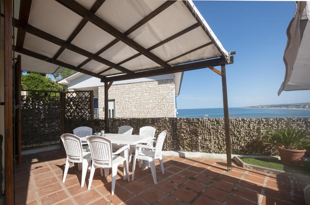 607 - Bellissimo quadrilocale in centro a Numana, aria condizionata, portico, vista mare spettacolare e garage - SPIAGGIA WHITE BEACH CLUB OMAGGIO dal lun al ven FINO AL 02-08 - 2
