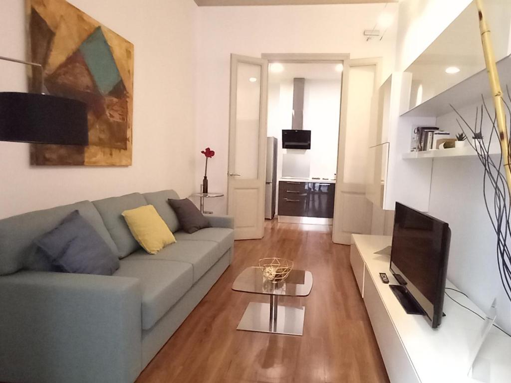 Great location with private terrace, Barcelona