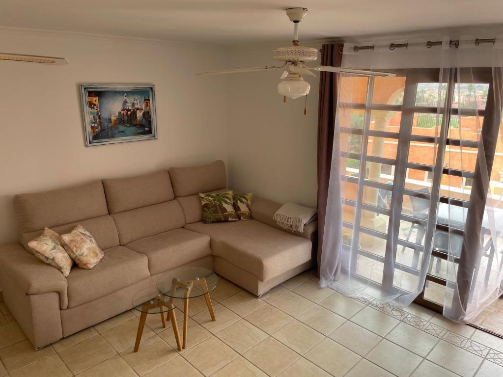 Casa Birdie, Golf & Piscina Retreat at Desert Springs Golf Resort near Vera Playa - 3