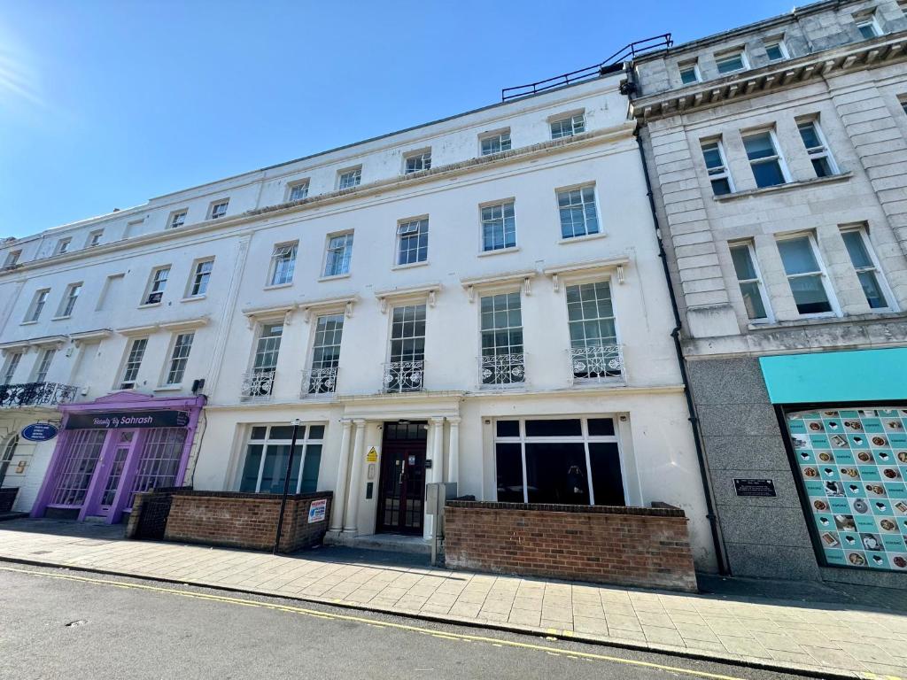 PS APARTMENTS, Southampton