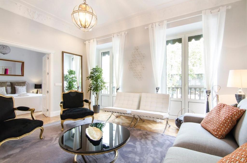 Stunning Stylish 4BD 3BTH - City Center-Atocha - 2