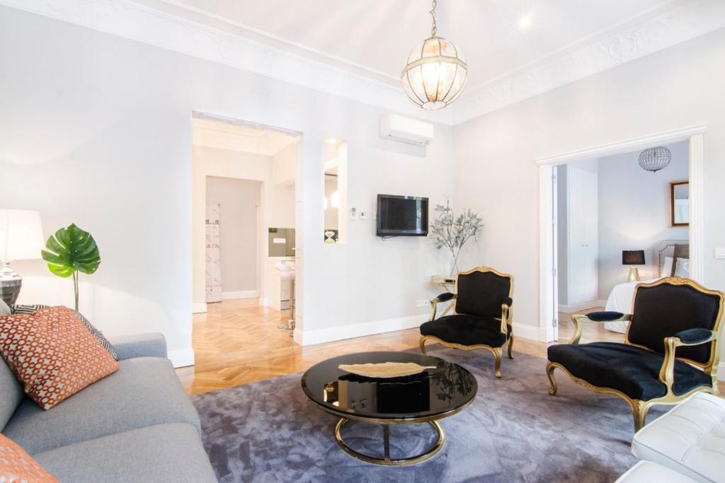 Stunning Stylish 4BD 3BTH - City Center-Atocha - 4