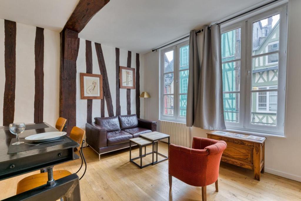 Le Charmant F2 rue du Gros Horloge à Rouen! - 4