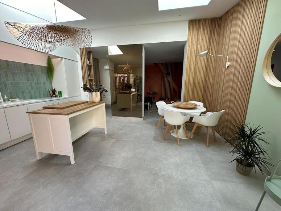 L hirondelle, Quartier Rosendael - 2