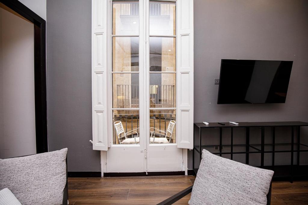 beautiful cosy modern apartment ,19th century building - 5