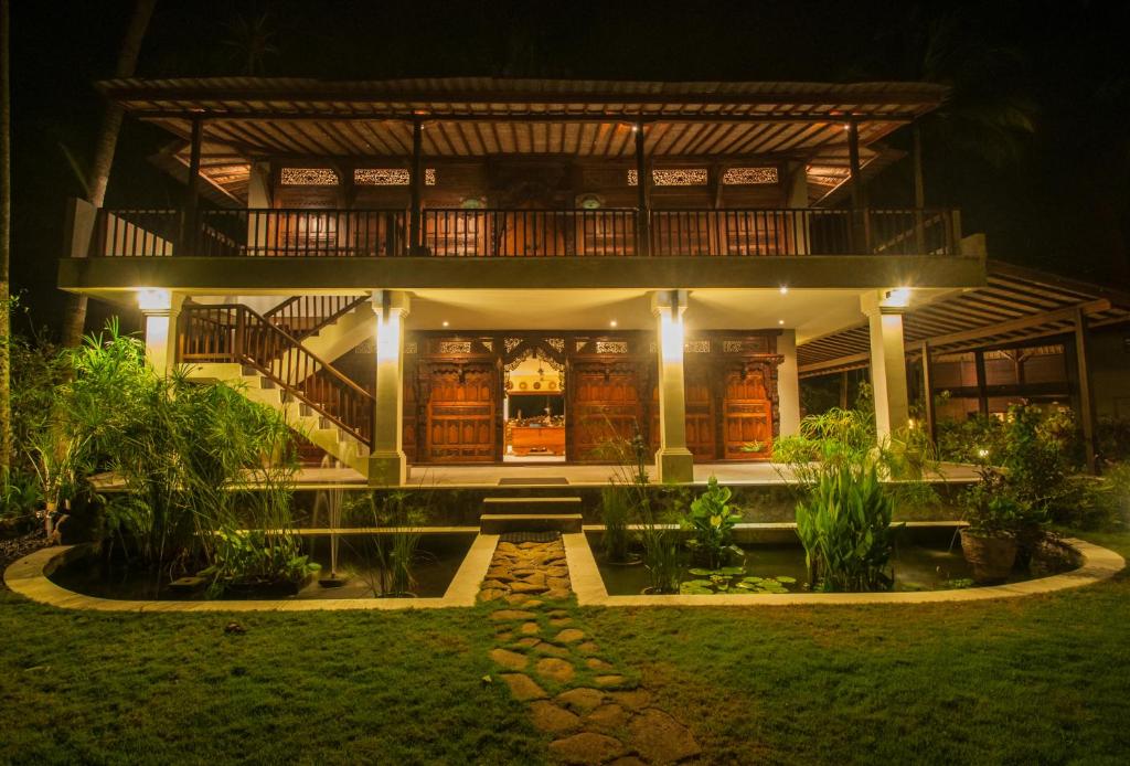 Exterior view
