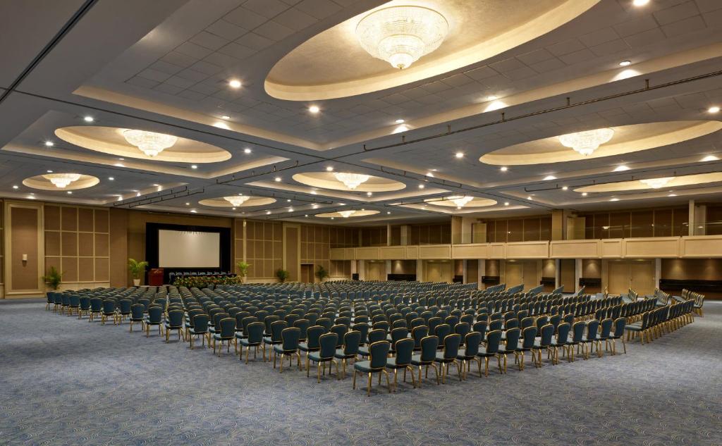 Tárgyalóterem/bálterem