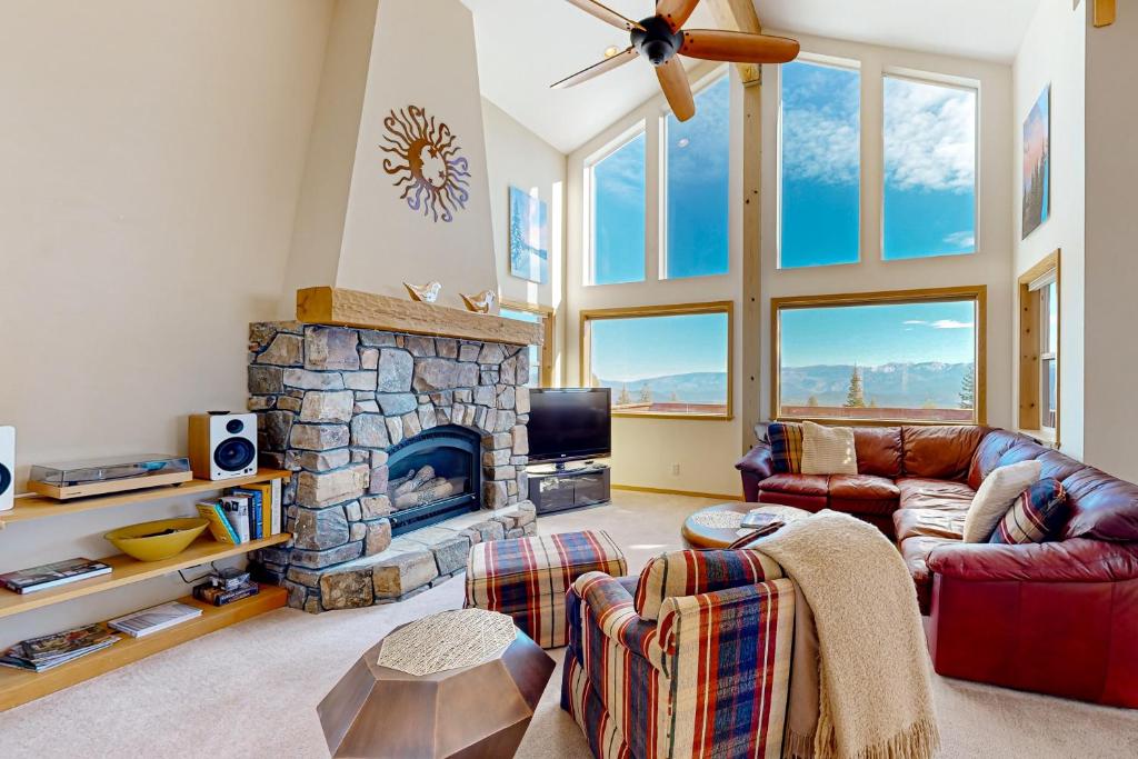 Skislope Serenity, Truckee