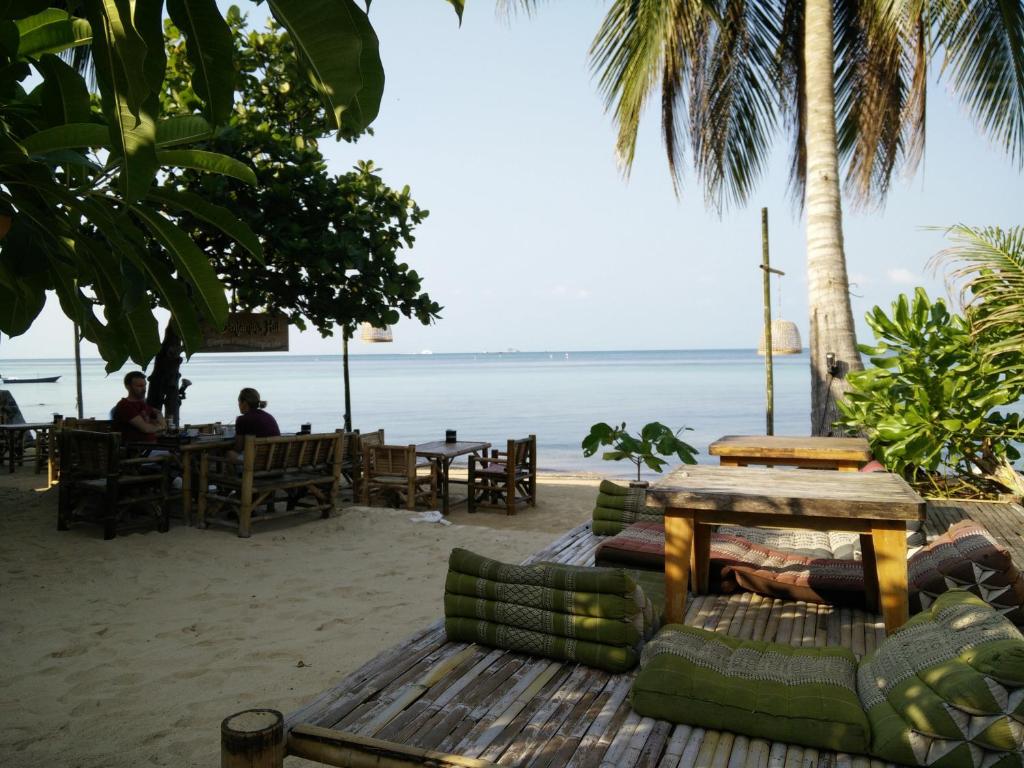 Beach, Benjamin's Hut in Ko Pha-ngan