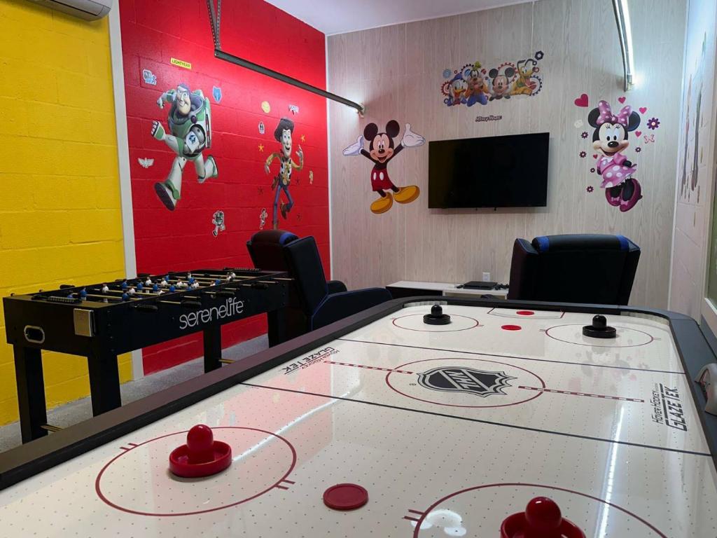 Amazing home at Storey lake 2 minutes to clubhouse, Kissimmee