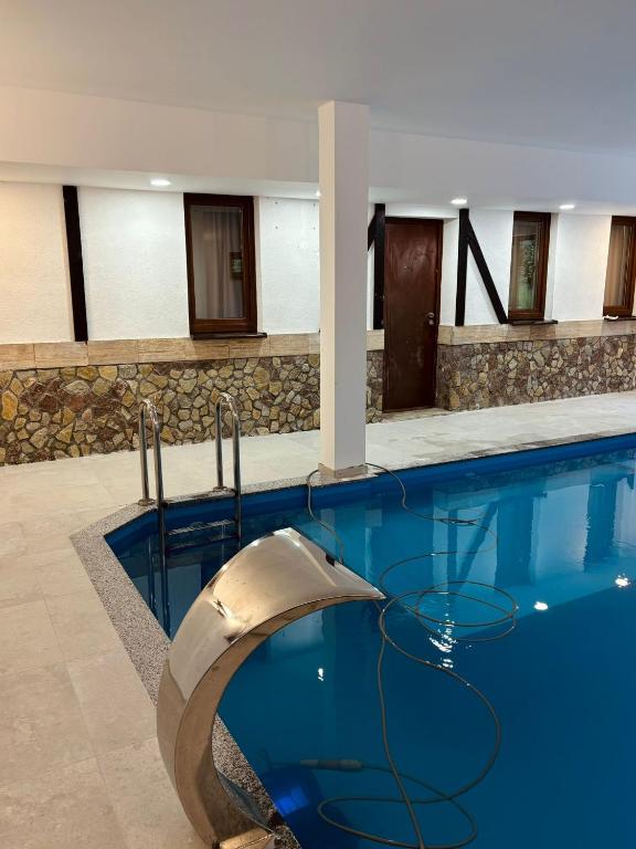 Pool & Rest Holiday Home 3D - 2