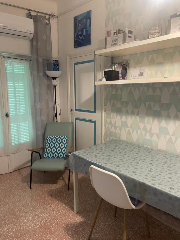 Welcome in the cozy blue nest pedestrian Menton - 5