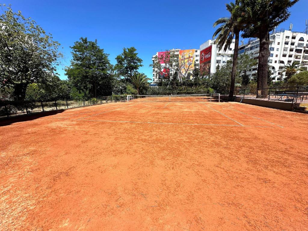 Tennis court