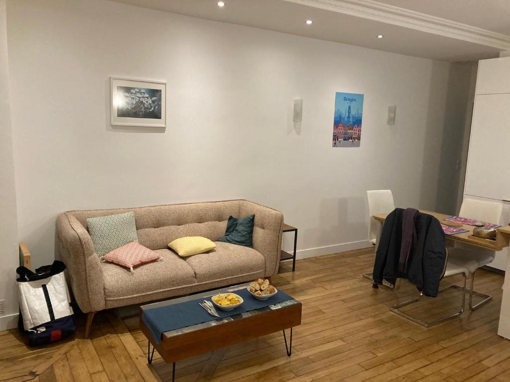 Appartement 2 pièces Paris 15ème - 1