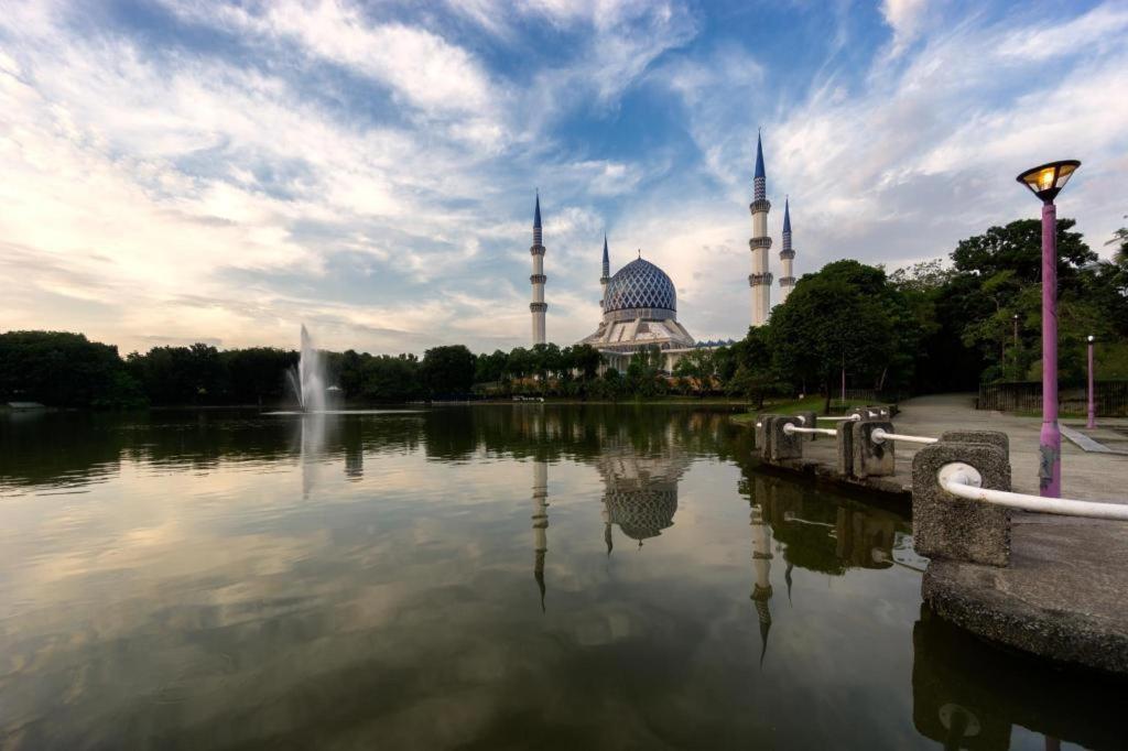 1st Inn Hotel Shah Alam (SA13)