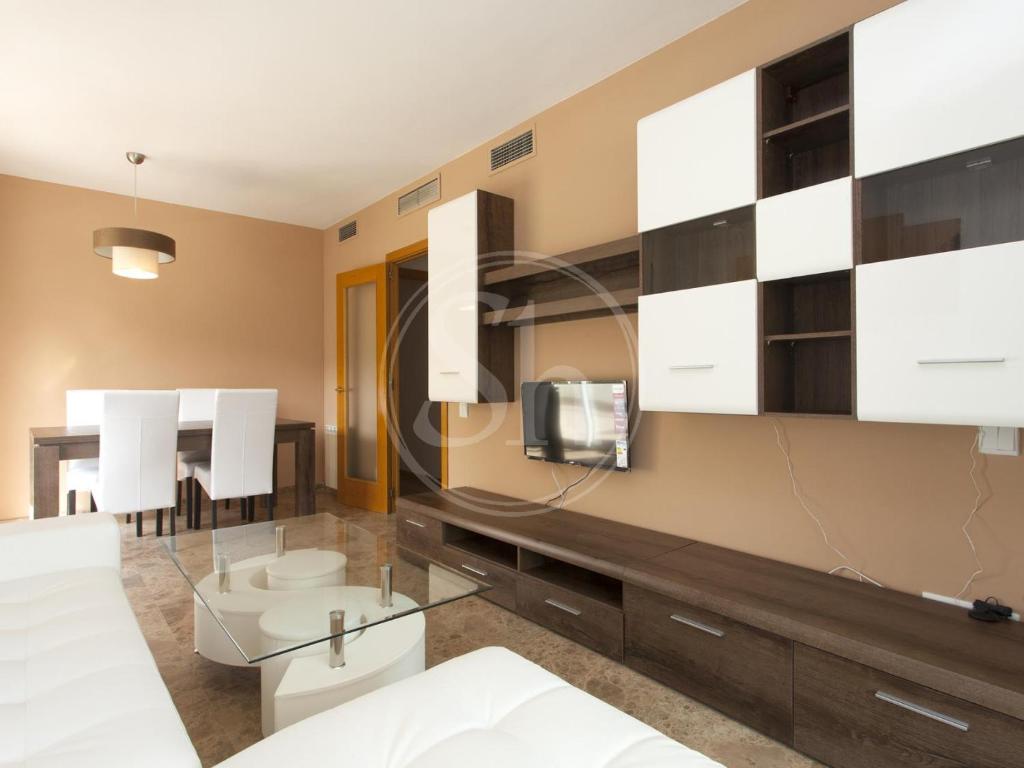 Apartment close to the beach with terrace - 3