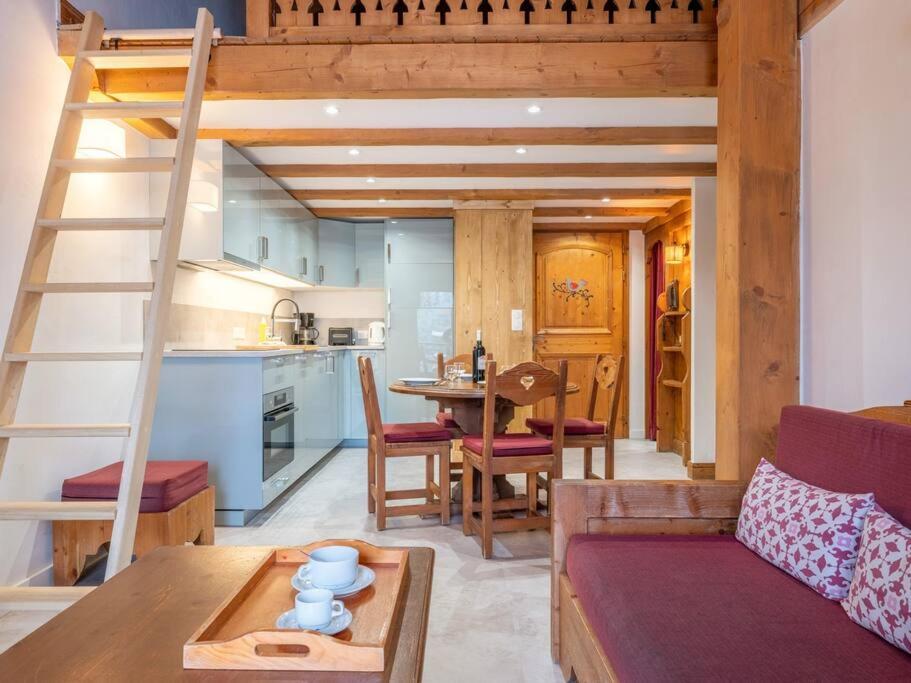 Le Cristal - Central apartment close to the slopes & Free Parking - By Cozee Rentals - 3