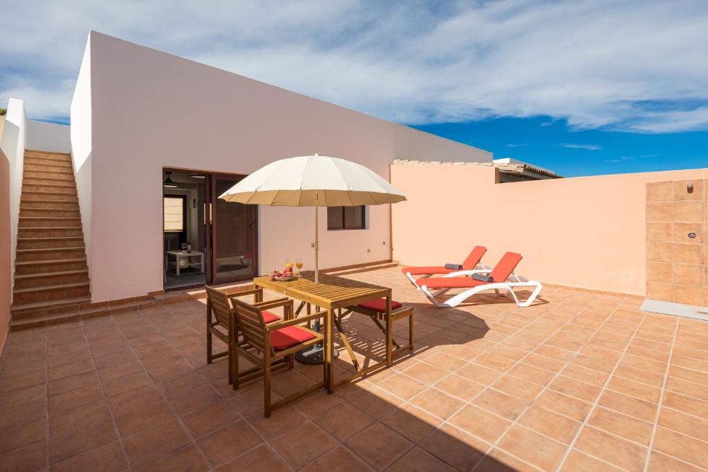 Acoran Beach Corralejo by Sea You There Fuerteventura - 1