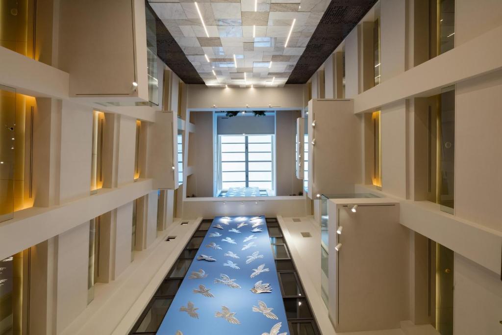 スイミングプール