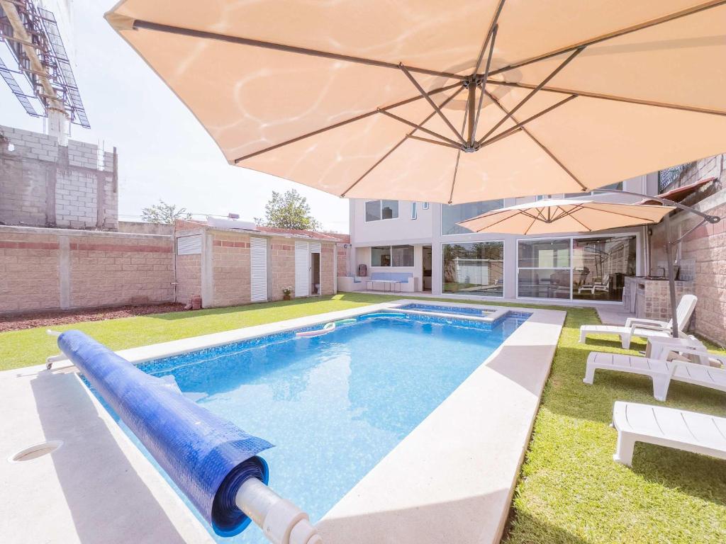 Comfortable Retreat in Cocoyoc Pool & BBQ, Cocoyoc