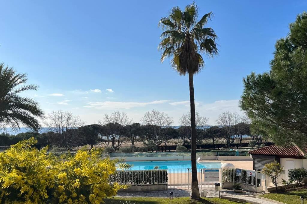 F2 cozy vue mer, piscine, parking, tout à pied !, Antibes