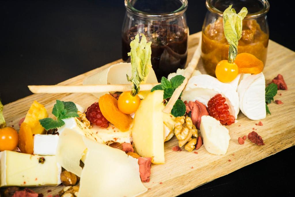 Alimentos e Bebidas