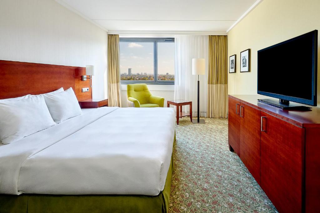 Courtyard Duesseldorf Seestern