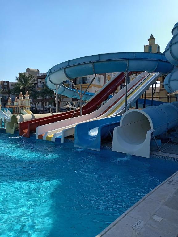 A two-room chalet in the village of Lale Land, Mirage Bay, Ecopark, Hurghada