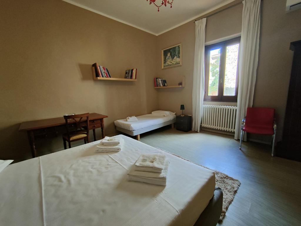 Large Family Flat - Tram to Center - 3