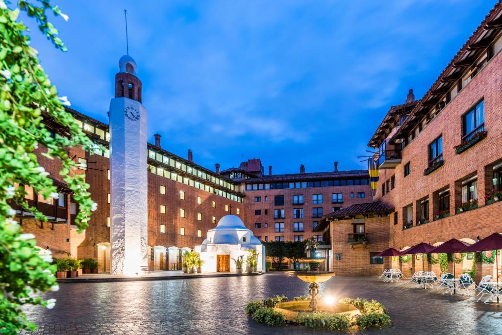 Travelers Condominio Plenitud — Hotel in Bogotá