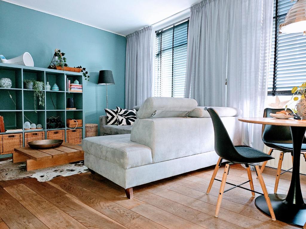 Bluebeach Scheveningen, Scheveningen