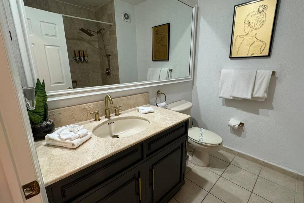 Beachfront Sonoran Sea on Sandy Beach, Unit 302E - 5