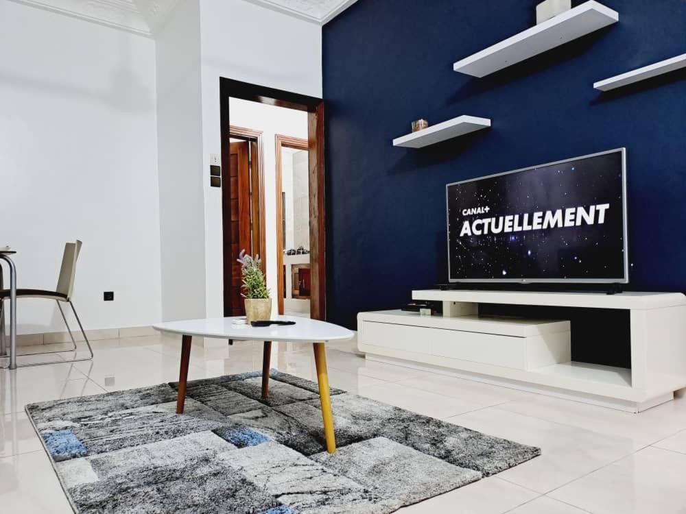 Paradise C3, Cotonou