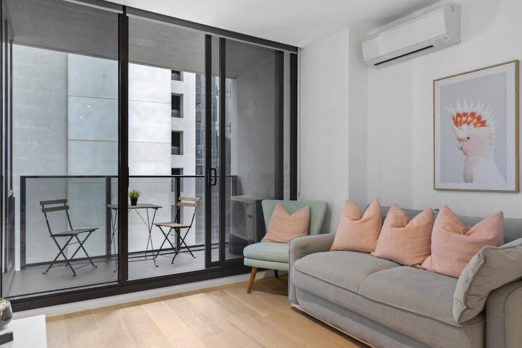 Melbourne on your doorstep, Melbourne