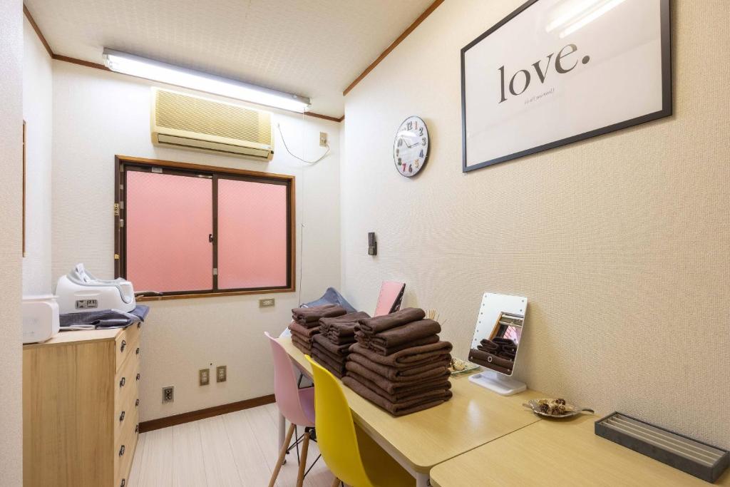 Higashi Komagata Building 2F3F HK23