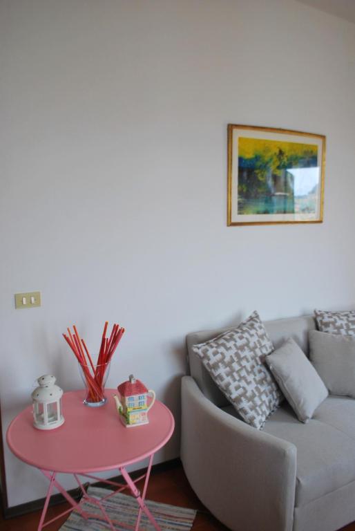 Lina's Home by Theater Home - 4