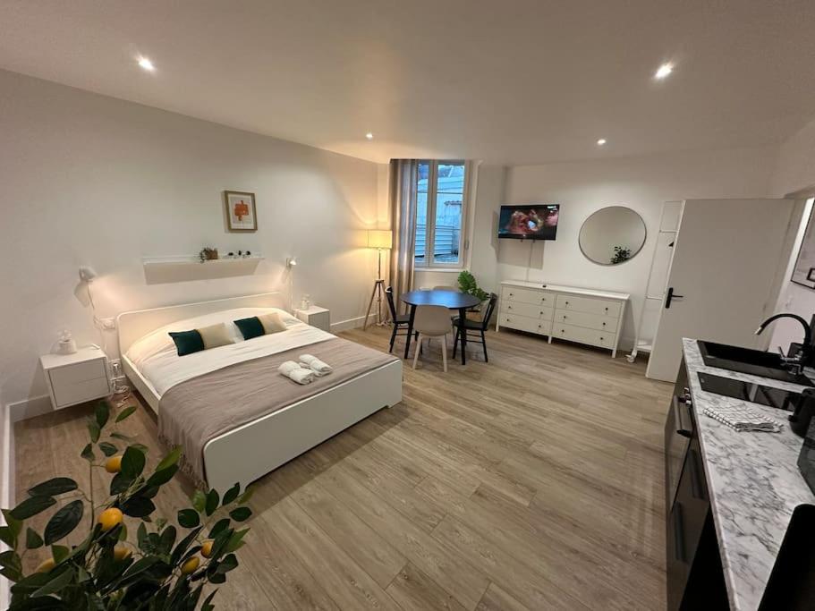 Acapulco, studio spacieux rénové - 4