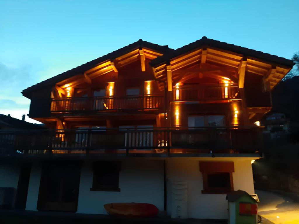 La Maison Magique! Magnifique chalet familial - 2