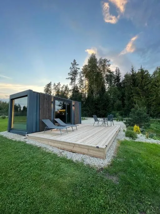 REZi Cabin, Hotel in Krogzemnieki