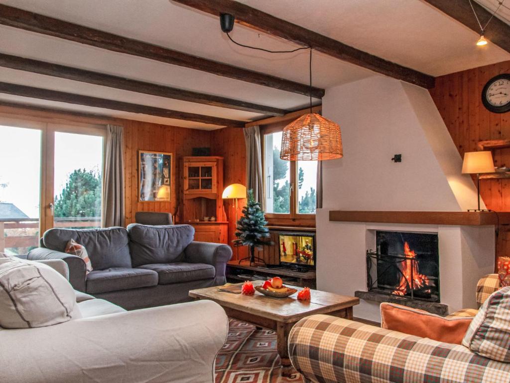 Chalet Les Etoiles by Interhome - 2
