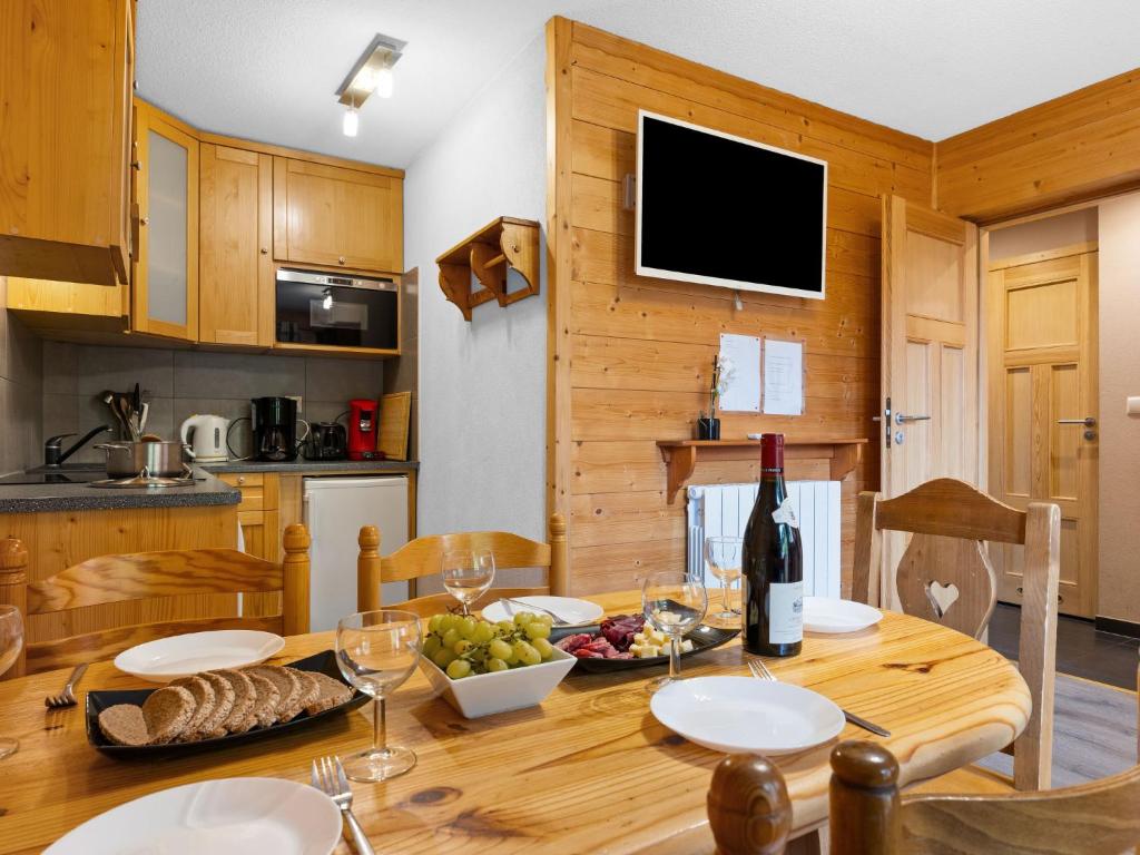 Apartment Le Petit Savoyard-2 by Interhome - 2