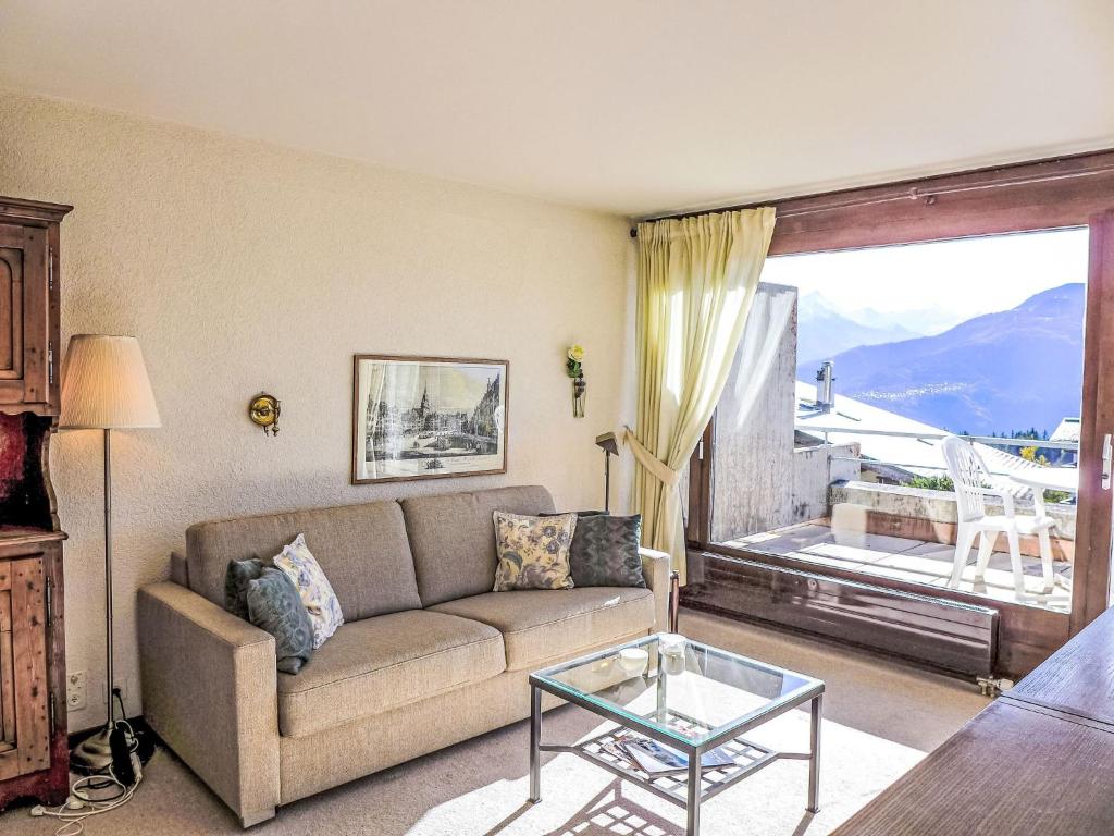 Apartment Jeanne D'Arc Apt- E-38 by Interhome - 2