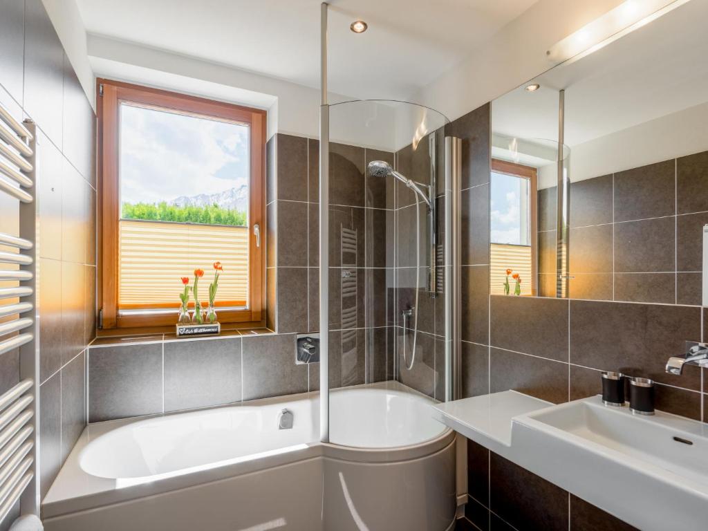 Apartment Emma-10 by Interhome - 5