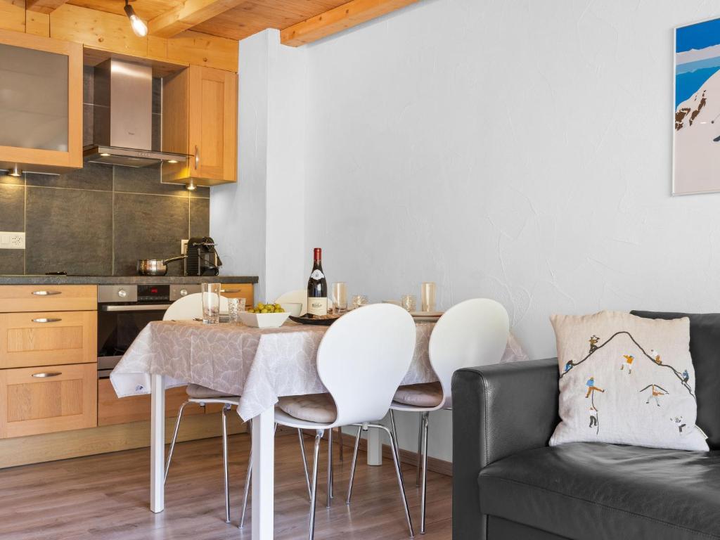 Apartment Sundance 10-1 by Interhome - 4