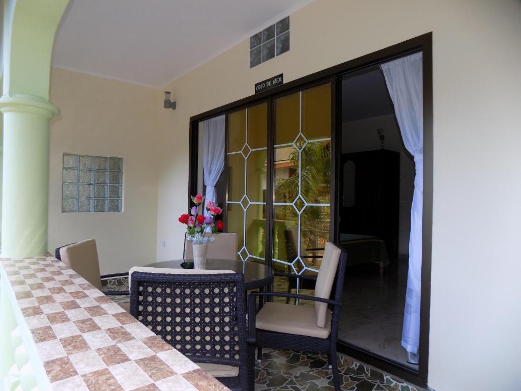 Green Palm Self Catering Apartments and Chalets photo