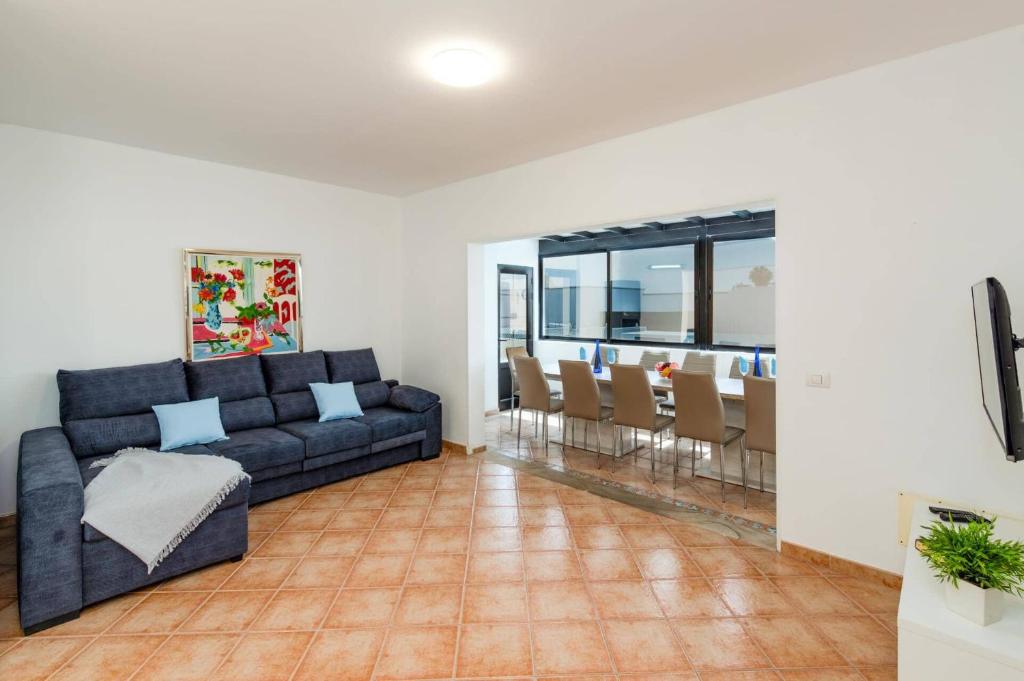 Villa Alvaro Dos by Villa Plus - 4