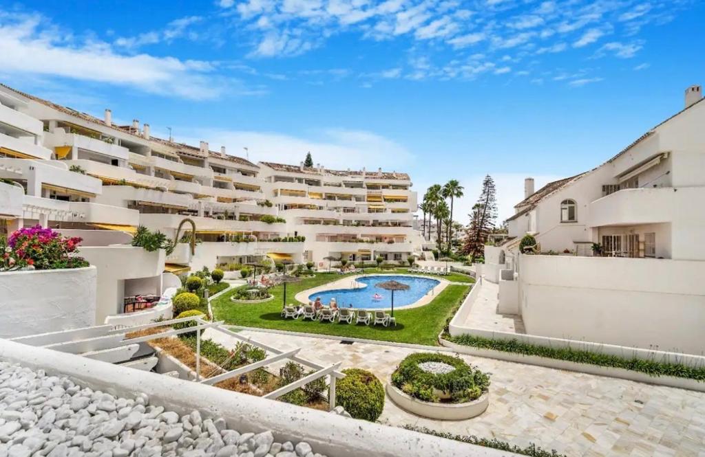 Casa Fina Marbella Urb El Dorado - 3