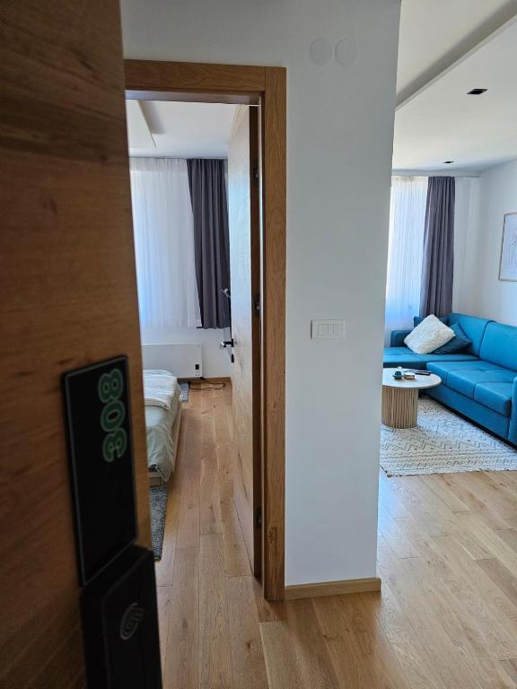 Apartment 308 in aparthotel Zlatni Javor - private host - 2