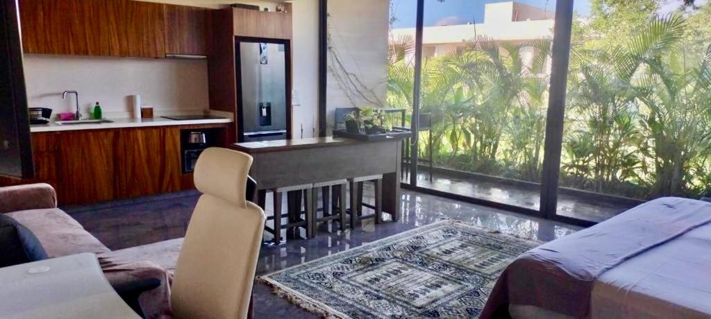 Mistiq Largest PH Studio with GYM, Beach Club Shuttle & Fast Wifi - 4